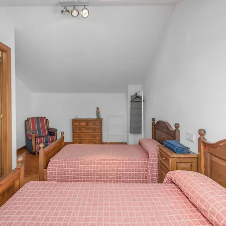 Pet-friendly Getaway Loredo