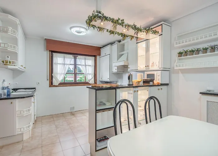 Semesterbostad In Near Surf Loredo